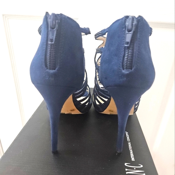 INC embellished dressy suede high heel sandals. Blue.Size 8 - Picture 4 of 6
